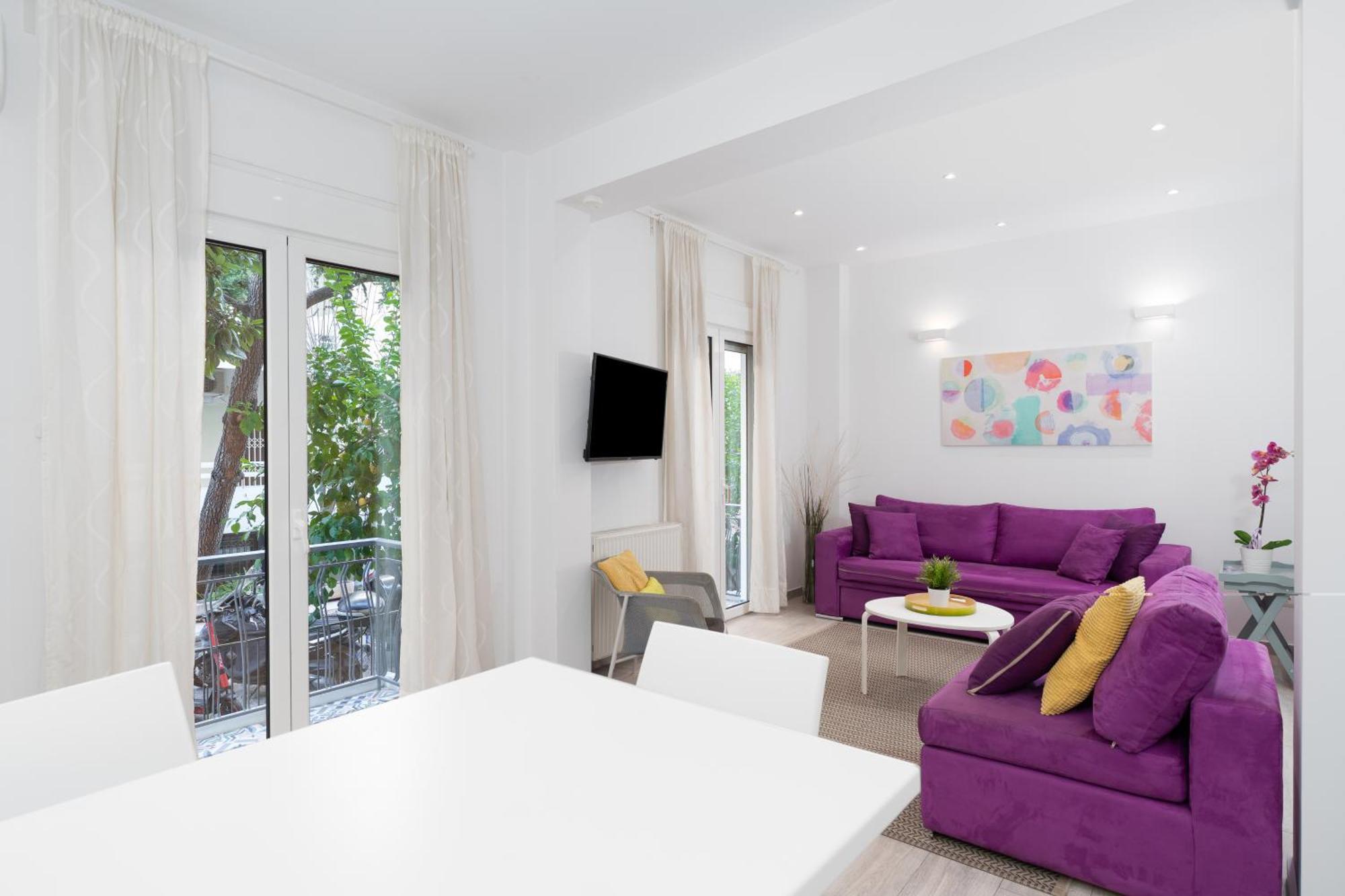 Spacious Modern Apartment In Athens Near Metro Екстериор снимка