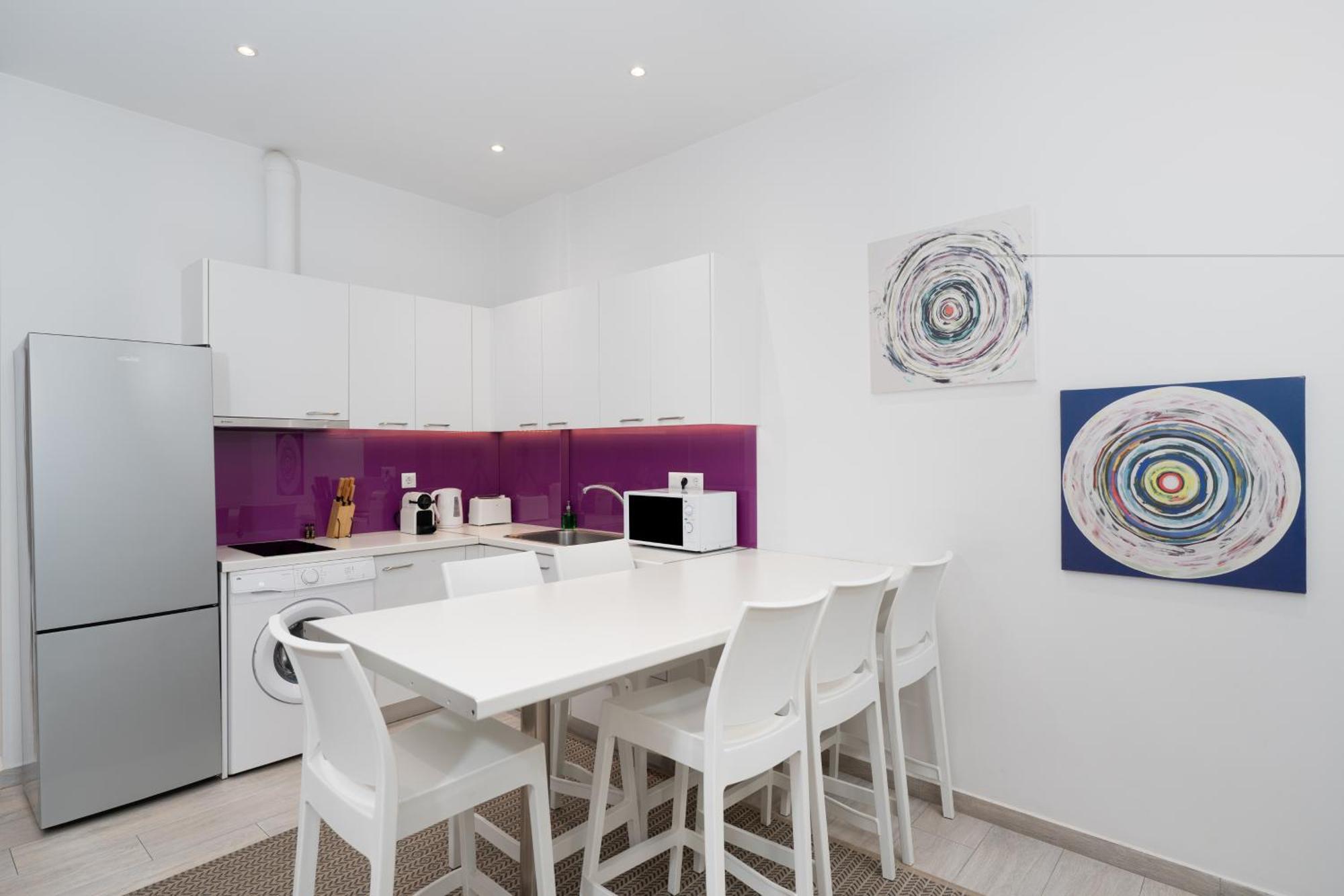 Spacious Modern Apartment In Athens Near Metro Екстериор снимка